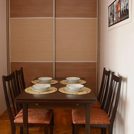 Apartment Love Apartment